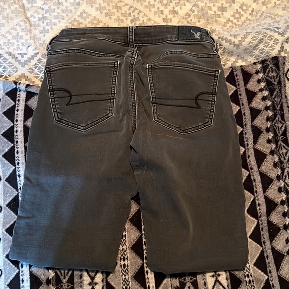 Size 4 - Picture 2 of 3